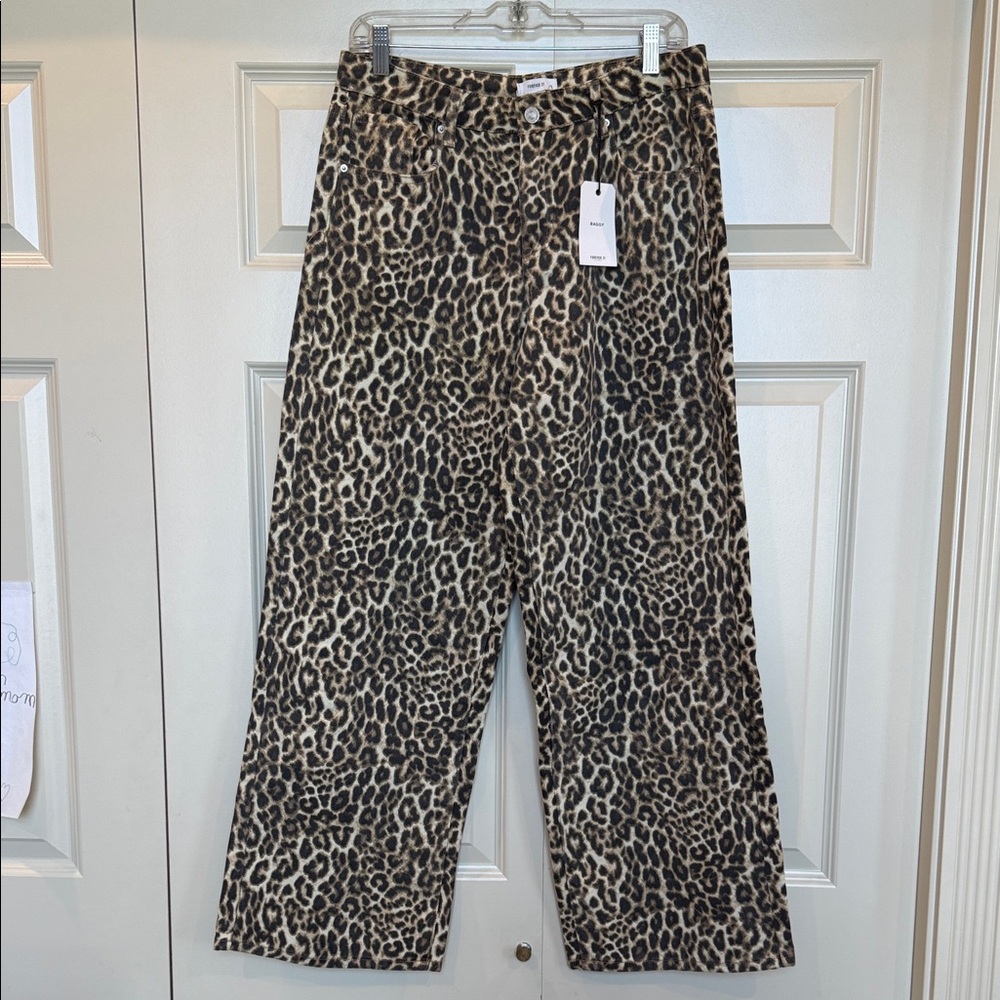 Forever 21 Leopard Print Wide Leg Jeans - Baggy Low Rise 28”
